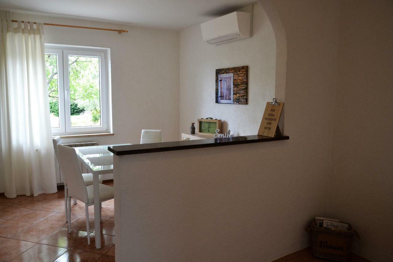Apartment Istrian View Šmarje Kültér fotó