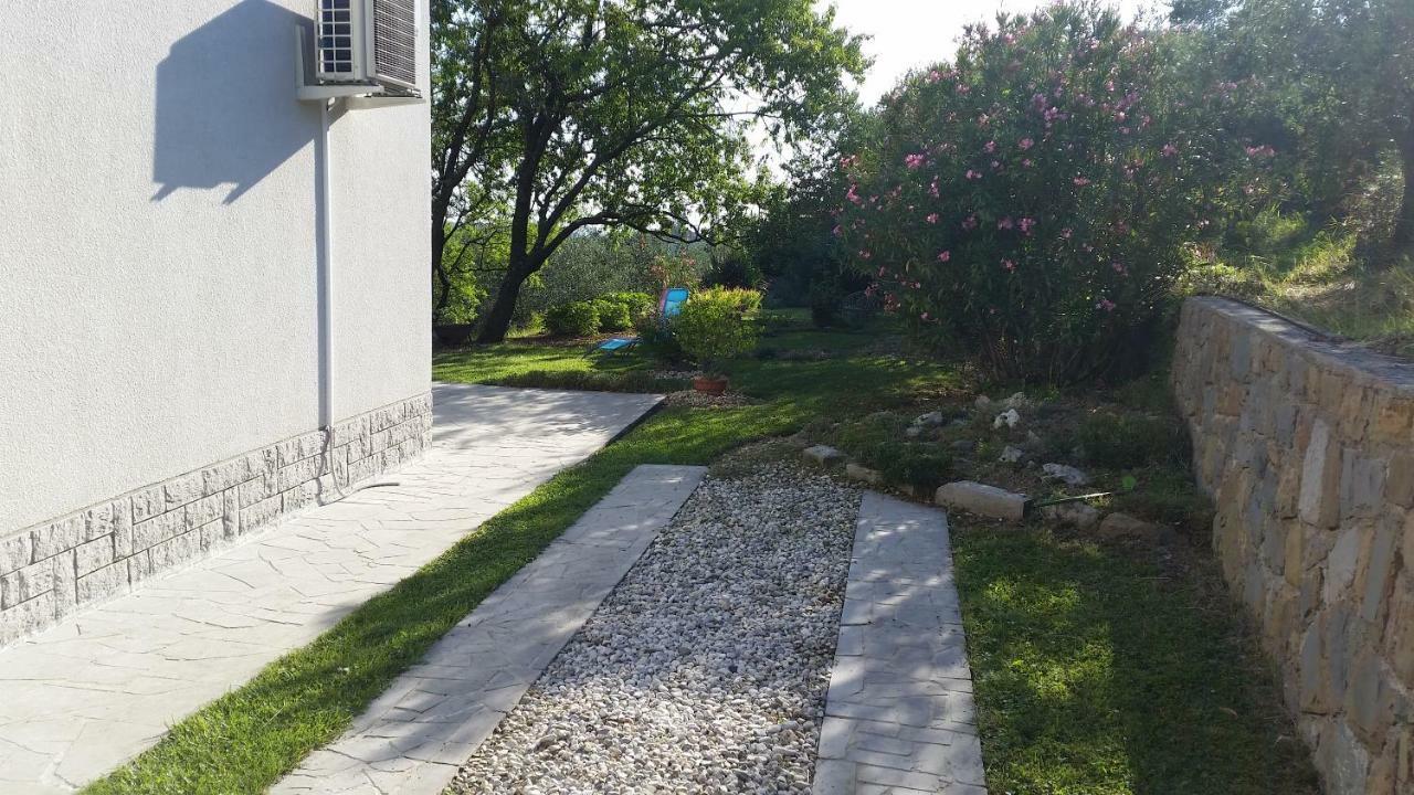 Apartment Istrian View Šmarje Kültér fotó